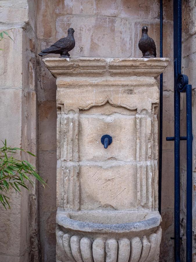 Clos Saint Martin Caen Bagian luar foto